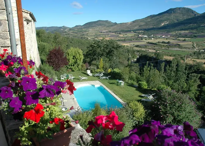 La Claveliere