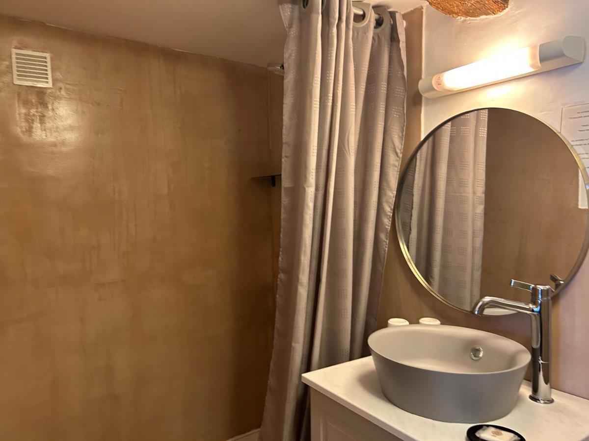 Hotel La Claveliere Saint-Auban-sur-lʼOuvèze