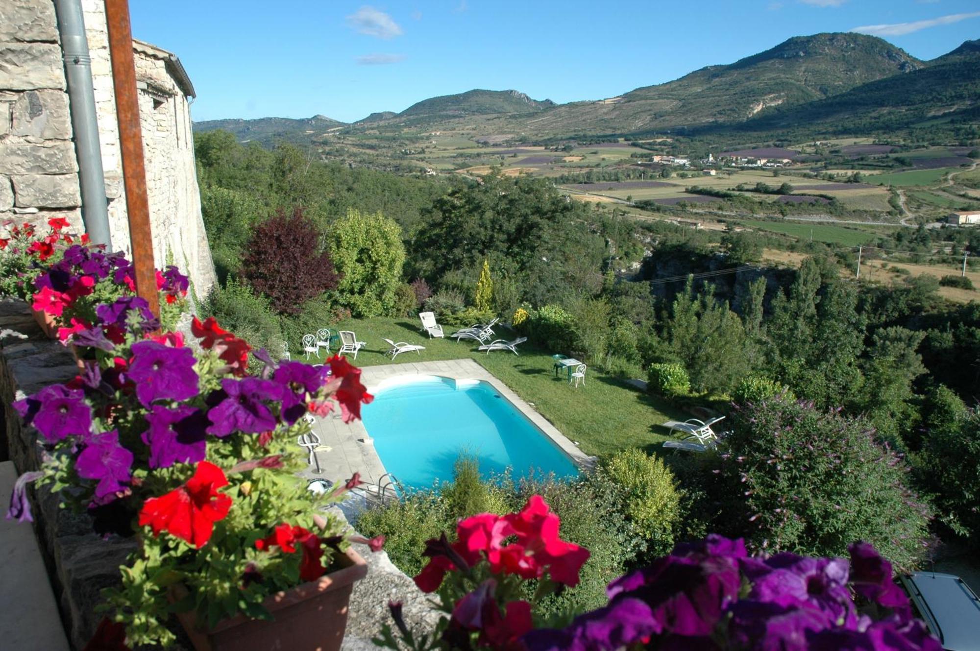 La Claveliere *